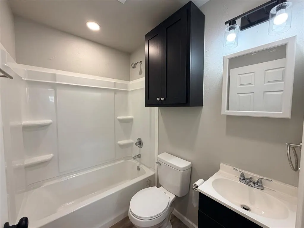 Photo 8 — 524 N Bryan Avenue, Stroud, OK 74079
