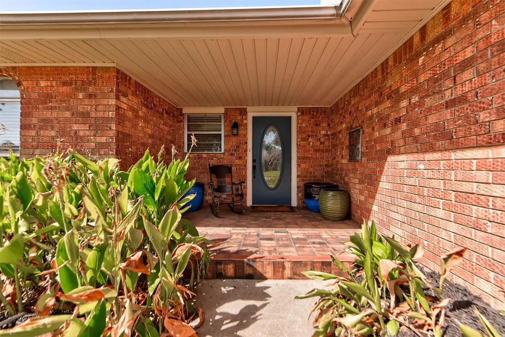 Photo 5 — 1073 Harrison Street, Harrah, OK 73045