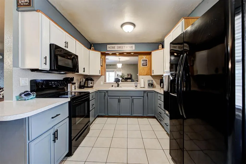 Photo 13 — 1073 Harrison Street, Harrah, OK 73045