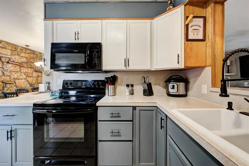 Photo 17 — 1073 Harrison Street, Harrah, OK 73045