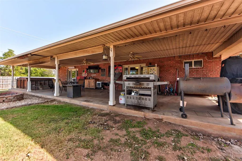 Photo 42 — 1073 Harrison Street, Harrah, OK 73045