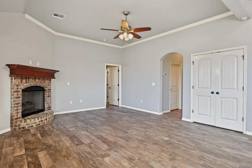 Photo 7 — 20575 Creekside Drive, Harrah, OK 73045