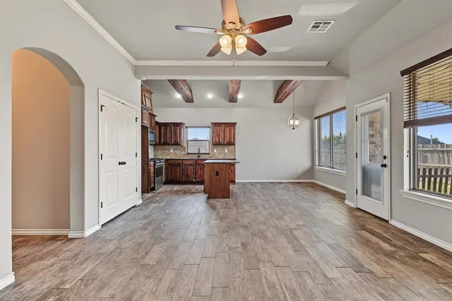 Photo 8 — 20575 Creekside Drive, Harrah, OK 73045