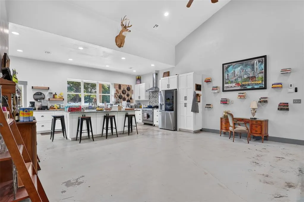 Photo 13 — 980438 S Shadowood Drive, Wellston, OK 74881