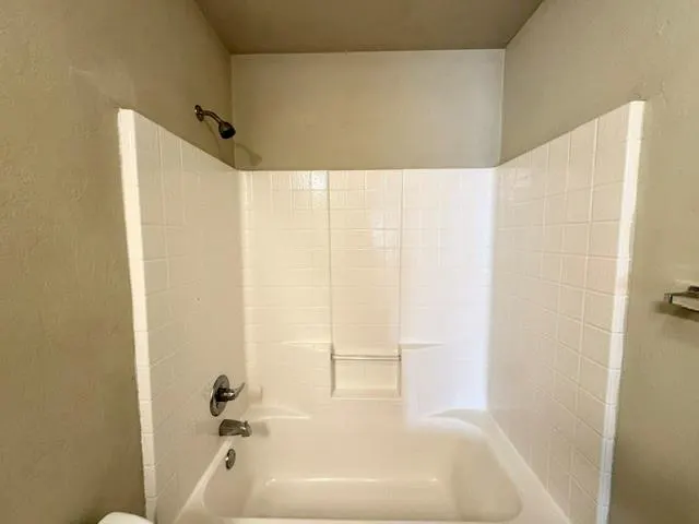 Photo 19 — 11441 NW 9th Terrace, Yukon, OK 73099