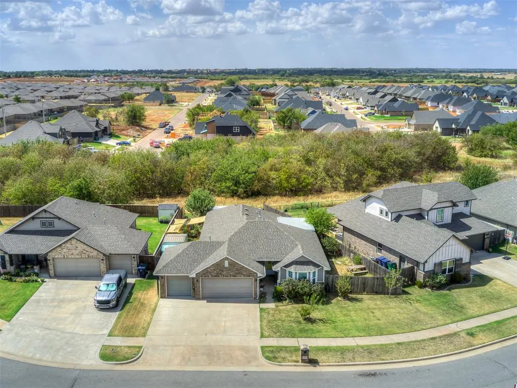 Photo 35 — 10205 Salt Fork Drive, Yukon, OK 73099