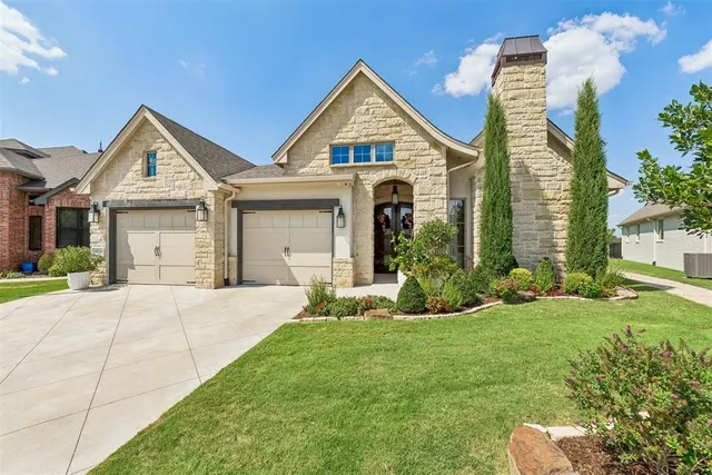 Photo 2 — 5641 Cotton Tail Lane, Edmond, OK 73025