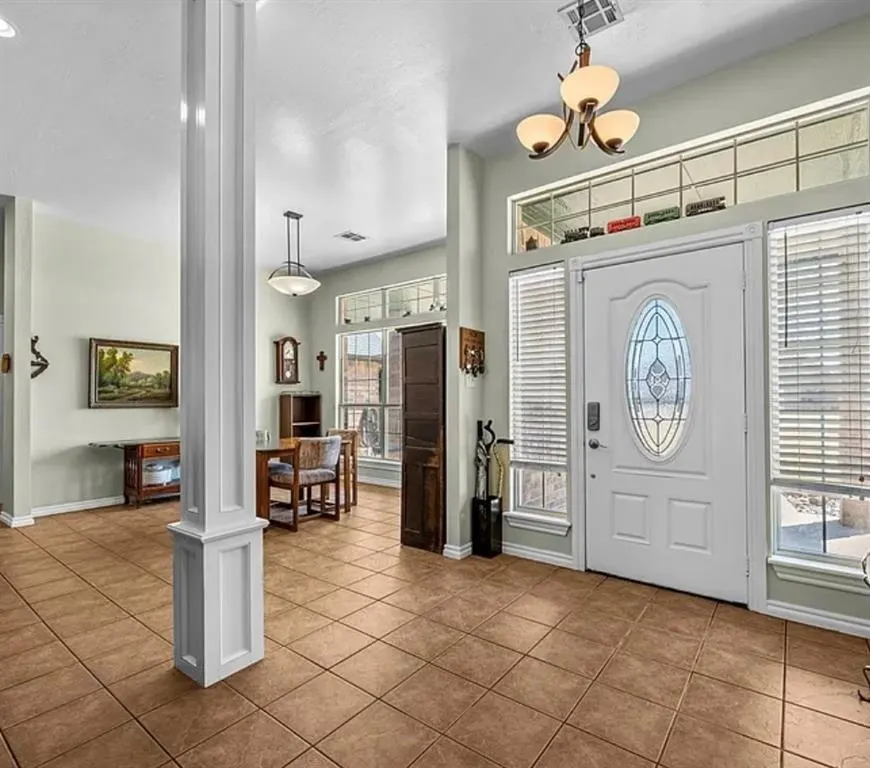 Photo 4 — 296 Prairie View Drive, Elgin, OK 73538