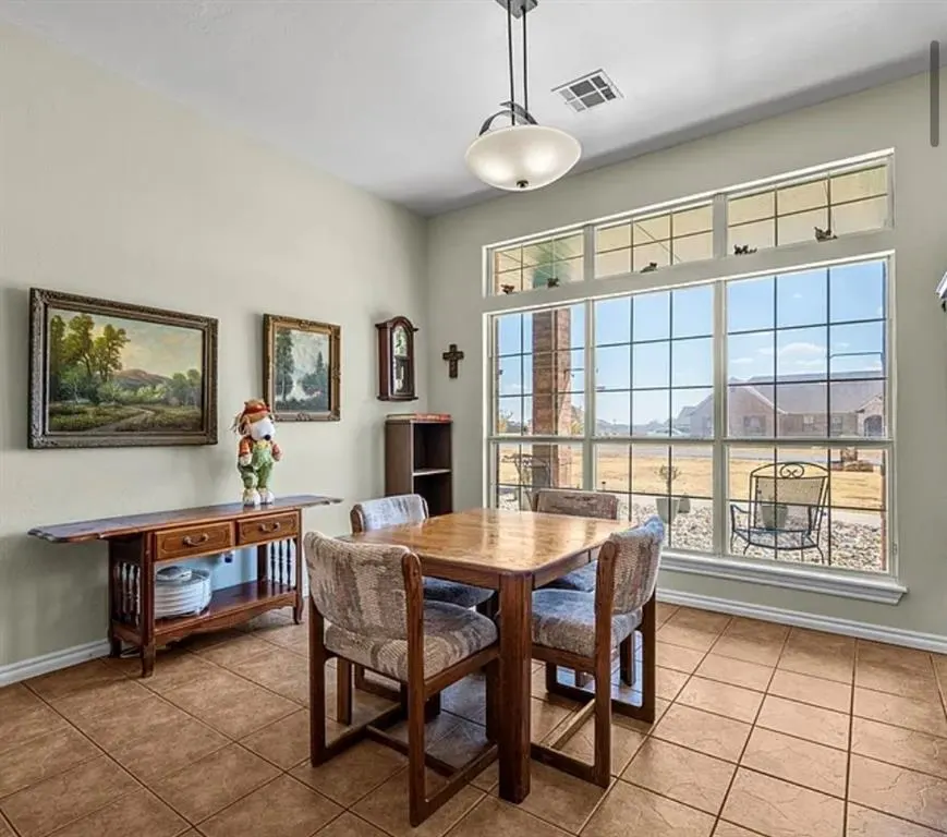 Photo 6 — 296 Prairie View Drive, Elgin, OK 73538