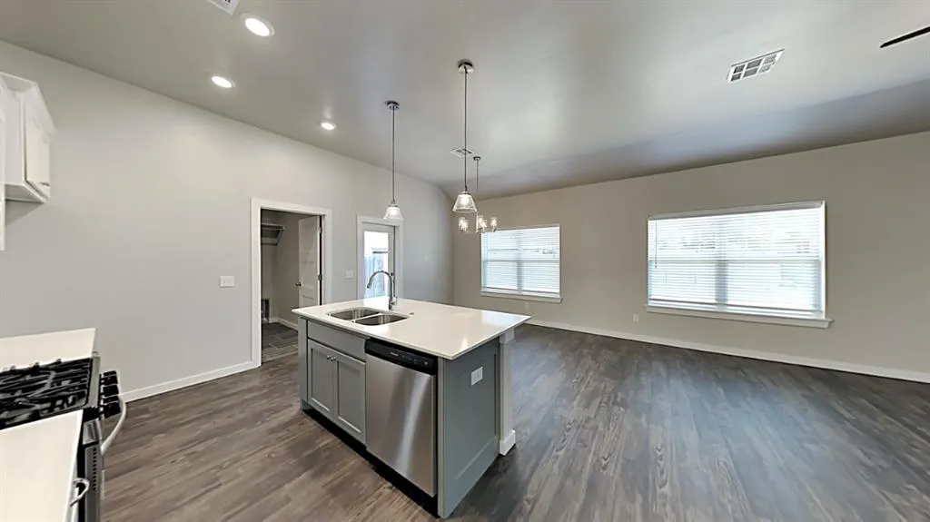 Photo 9 — 7001 Elk Canyon Road, Oklahoma City, OK 73162