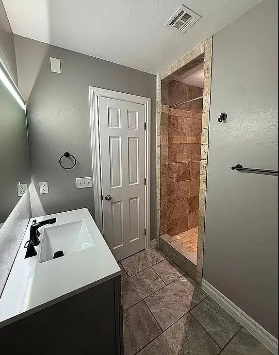 Photo 10 — 3905 SE 46th Street, Oklahoma City, OK 73135