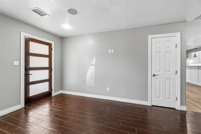 Photo 5 — 3905 SE 46th Street, Oklahoma City, OK 73135