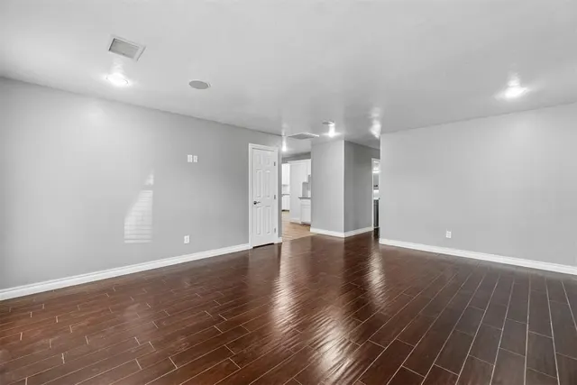 Photo 6 — 3905 SE 46th Street, Oklahoma City, OK 73135