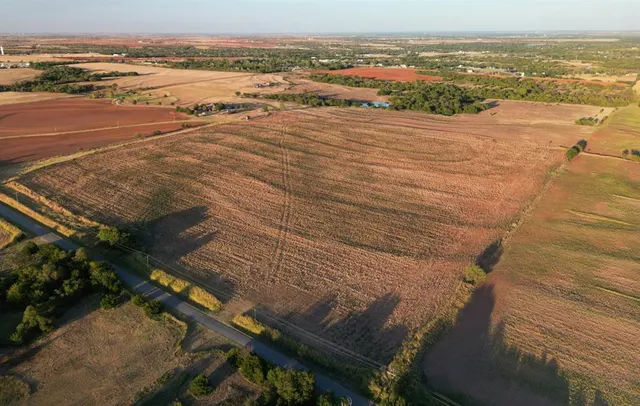 Photo 2 — N Cimarron Road, Piedmont, OK 73078