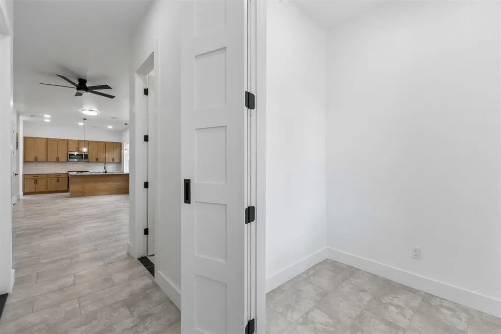 Photo 12 — 1405 NW 6th Street, Oklahoma City, OK 73106