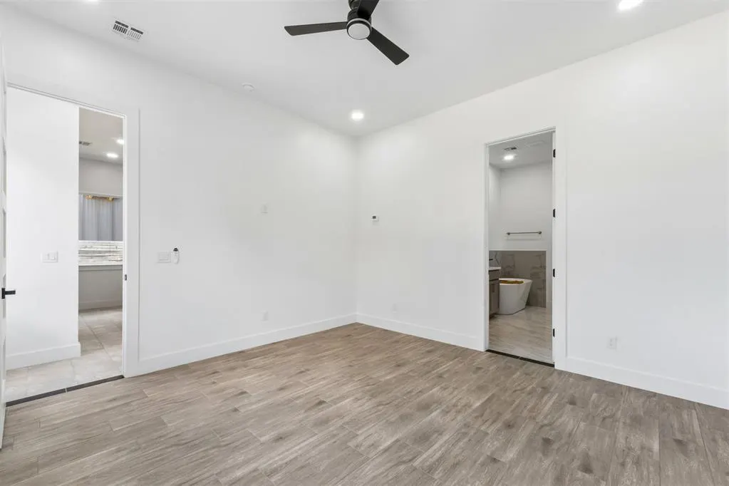Photo 21 — 1405 NW 6th Street, Oklahoma City, OK 73106