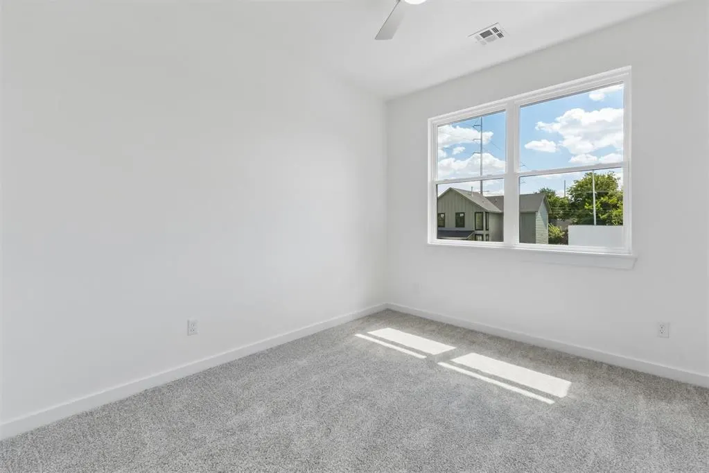 Photo 41 — 1405 NW 6th Street, Oklahoma City, OK 73106