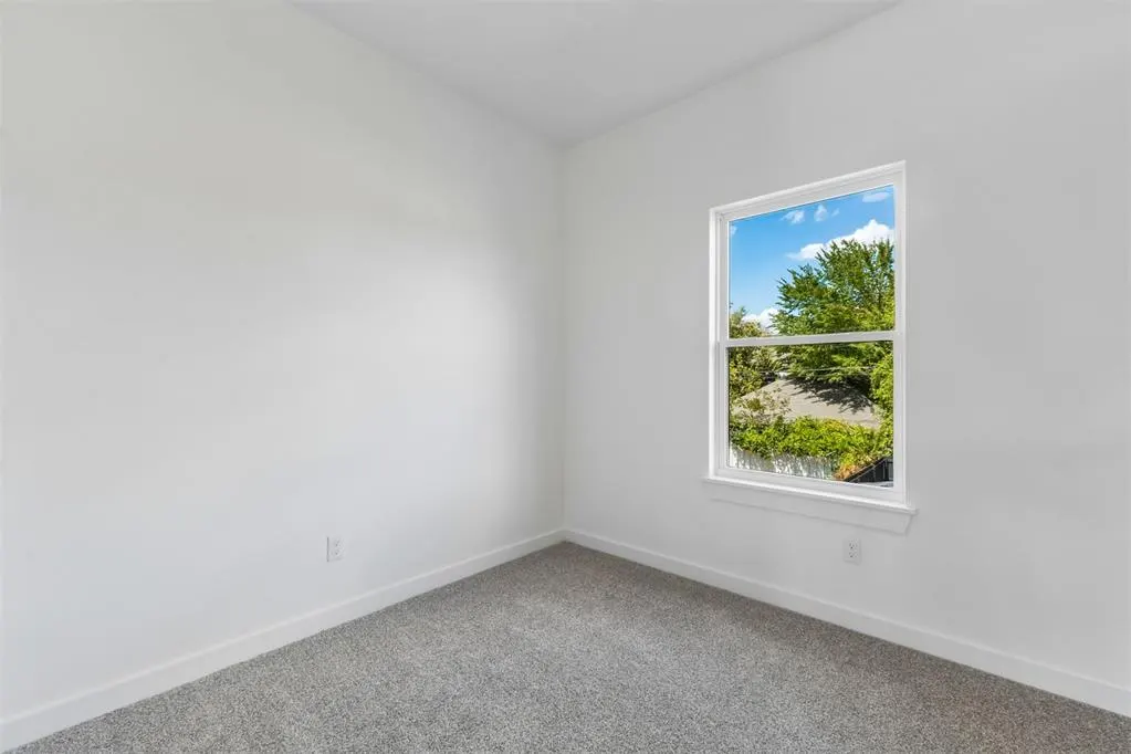 Photo 43 — 1405 NW 6th Street, Oklahoma City, OK 73106