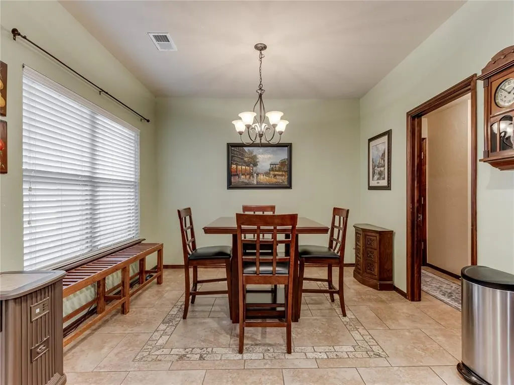 Photo 17 — 10901 SW 31st Street, Yukon, OK 73099