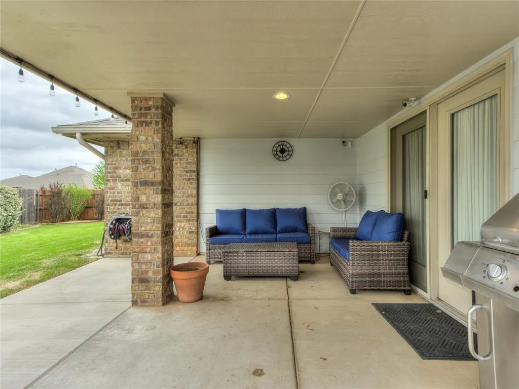 Photo 32 — 10901 SW 31st Street, Yukon, OK 73099