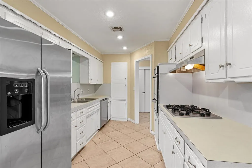 Photo 13 — 3712 N Eagle Lane, Bethany, OK 73008