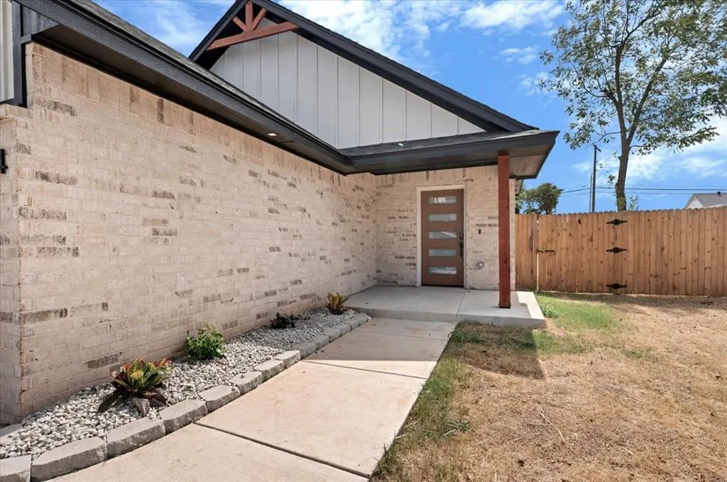 Photo 8 — 1144 NW 95th Street, Oklahoma City, OK 73114