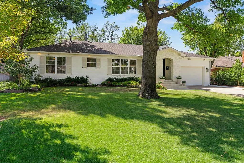 Photo 2 — 1714 Drakestone Avenue, Oklahoma City, OK 73120
