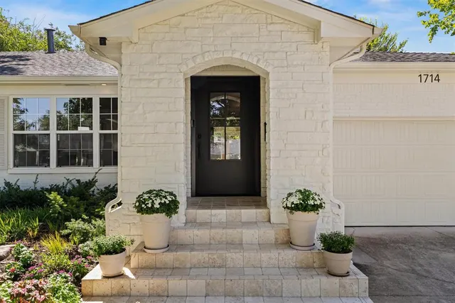 Photo 3 — 1714 Drakestone Avenue, Oklahoma City, OK 73120