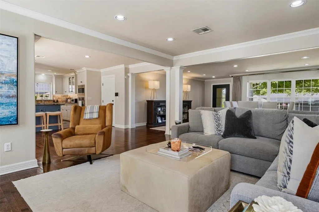 Photo 11 — 1714 Drakestone Avenue, Oklahoma City, OK 73120