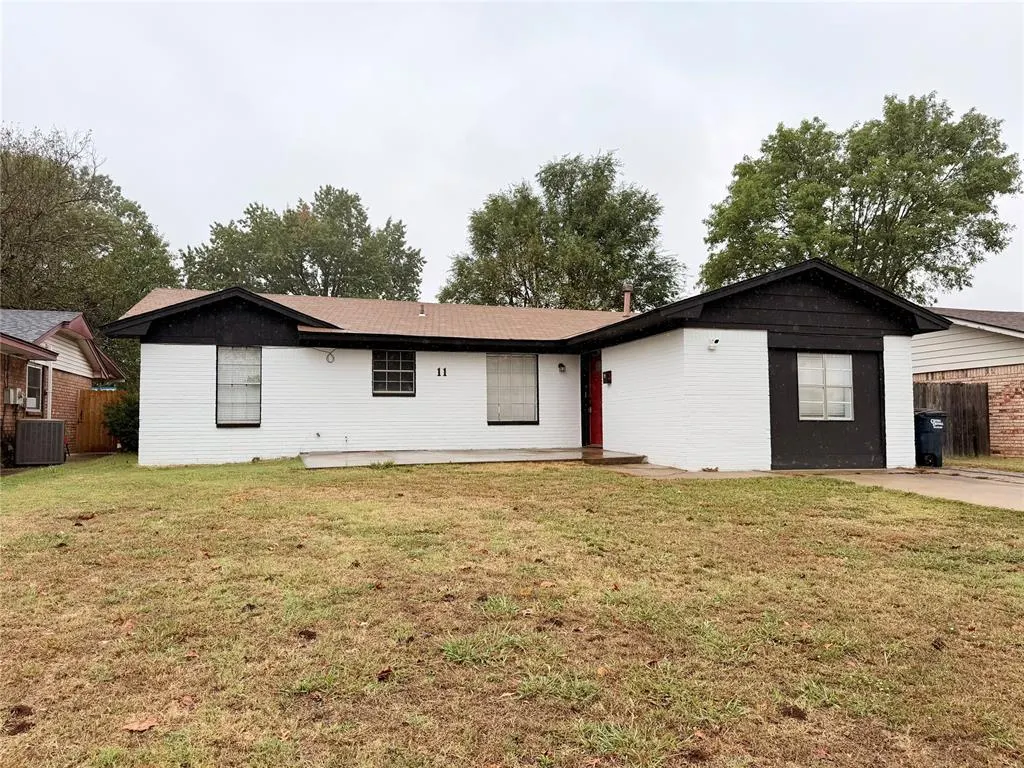 Front exterior — 11 Osage Drive, Shawnee, OK 74801