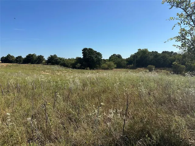 Photo 3 — 4151 N May Avenue, Crescent, OK 73028