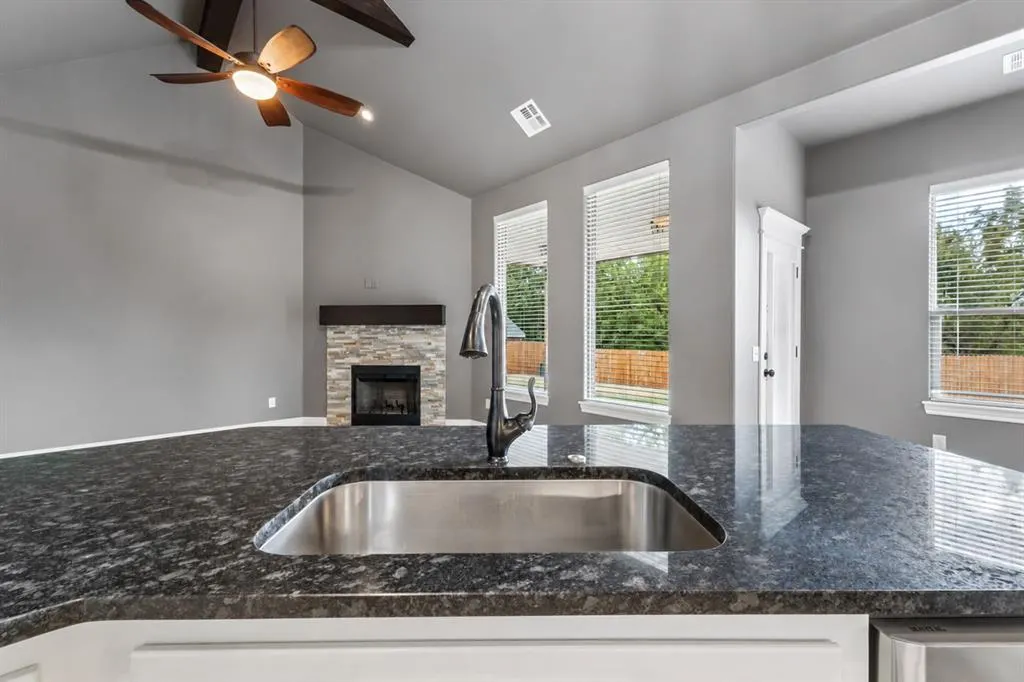 Photo 15 — 2640 Coles Creek Lane, Yukon, OK 73099