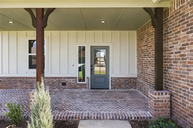 Photo 2 — 2156 Josslyn Place, Edmond, OK 73034
