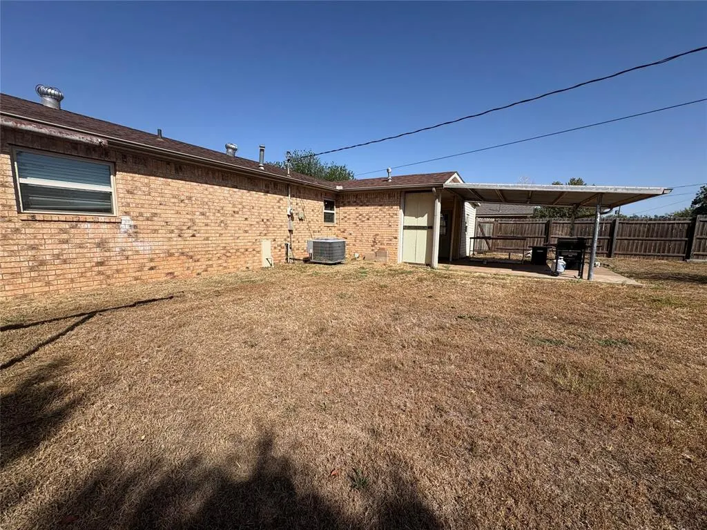 Photo 12 — 314 N 4th Avenue, Fairview, OK 73737