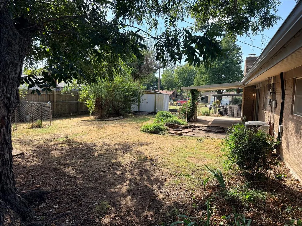 Photo 5 — 8332 NW 35th Street, Bethany, OK 73008