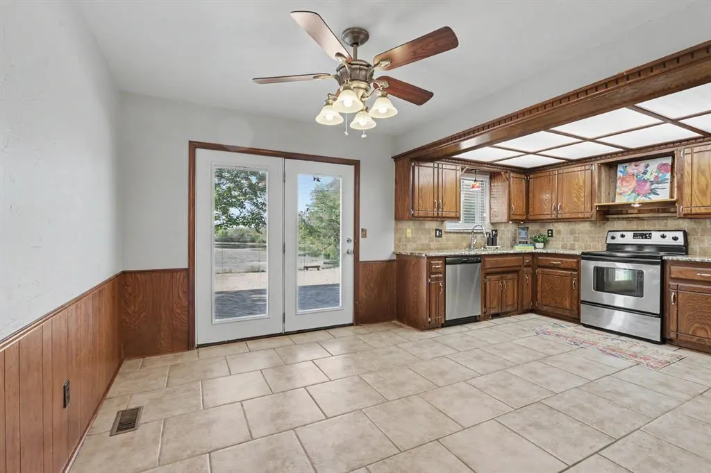 Photo 12 — 1908 Gray Fox Drive, Edmond, OK 73003