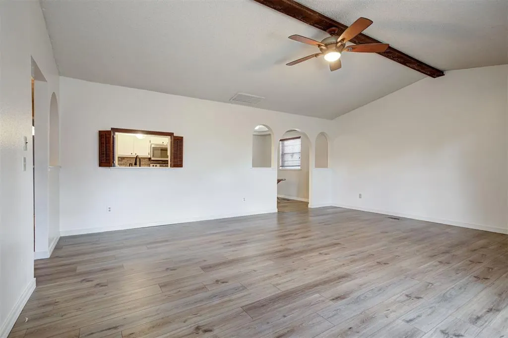 Photo 9 — 1242 Birkenhead Road, Yukon, OK 73099