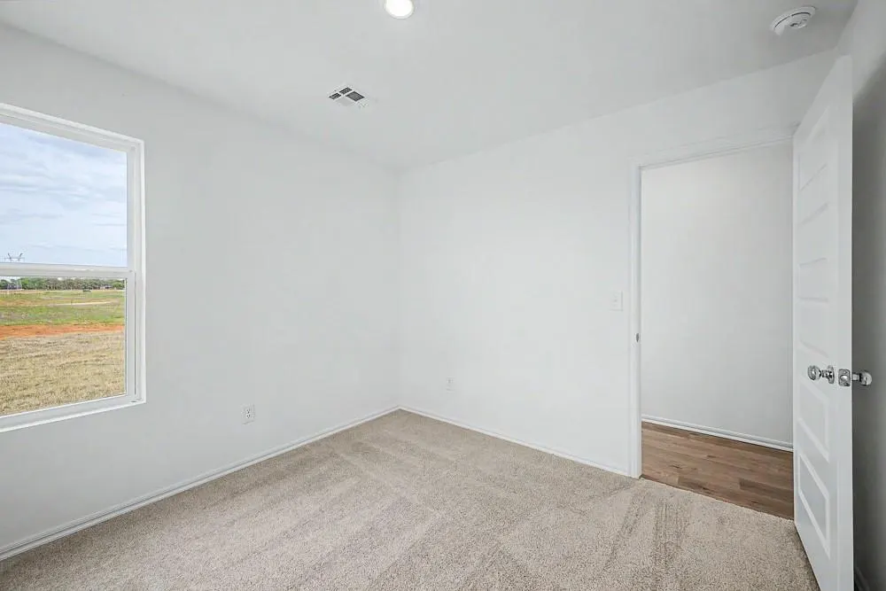 Photo 6 — 3512 Maggie Road, Mustang, OK 73064