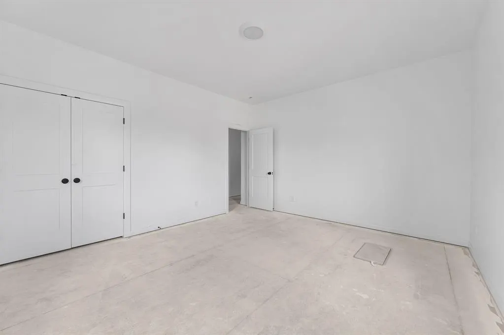 Photo 32 — 820 W 2nd Street, Edmond, OK 73003