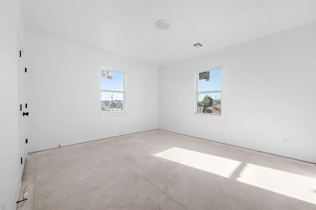 Photo 41 — 820 W 2nd Street, Edmond, OK 73003