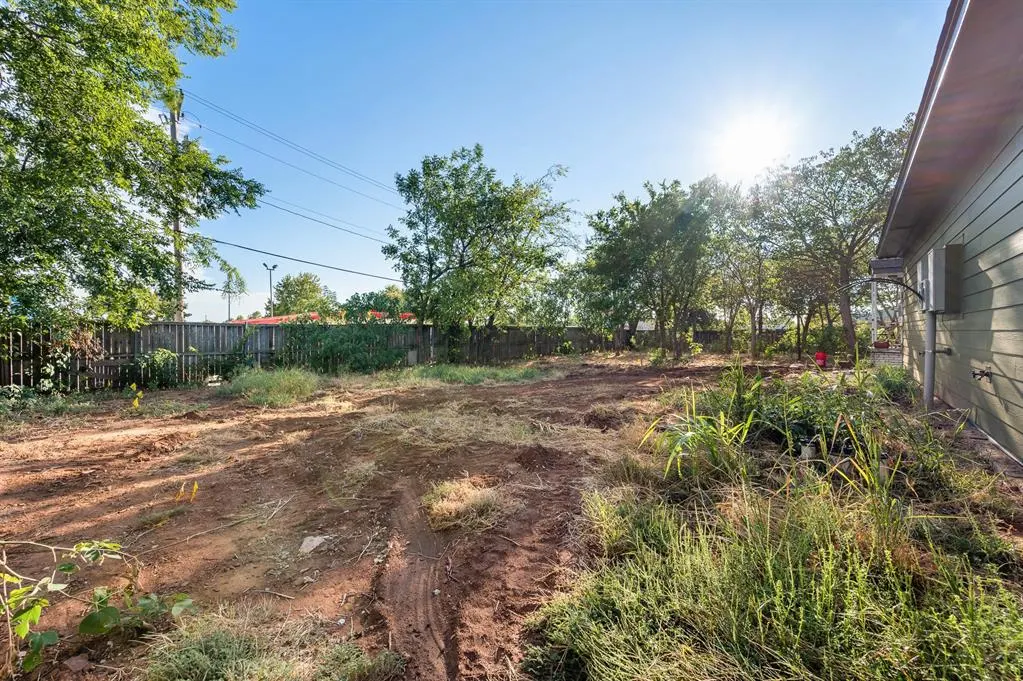 Photo 50 — 820 W 2nd Street, Edmond, OK 73003