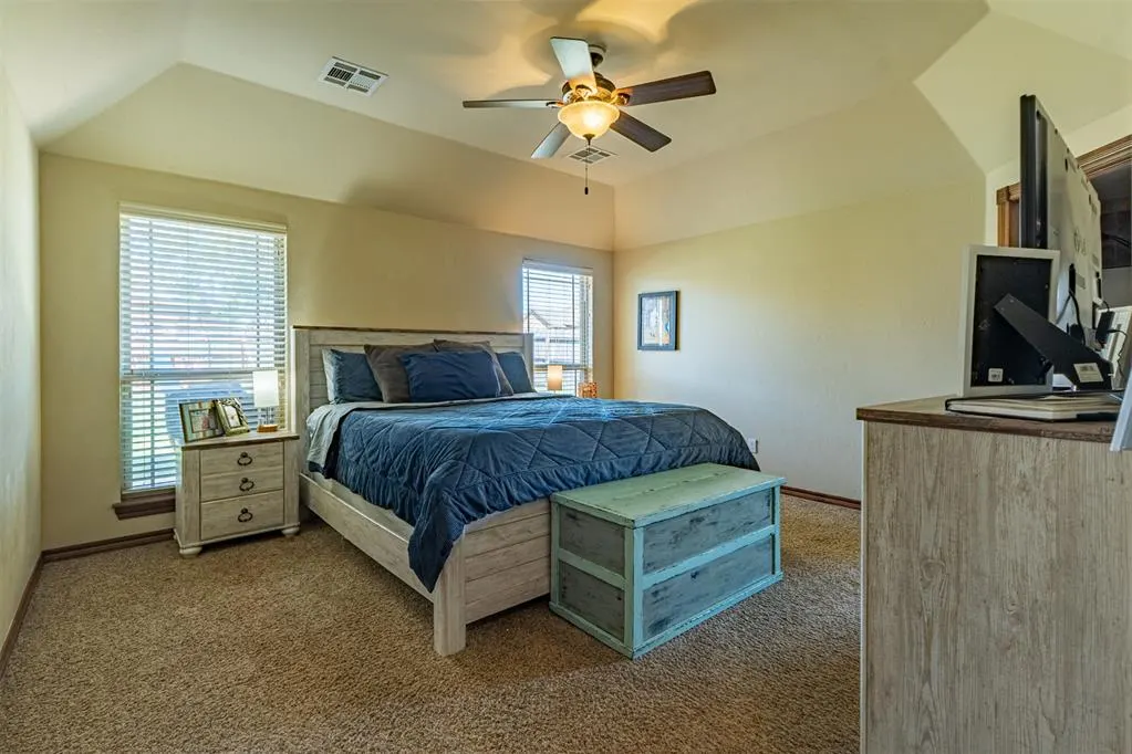 Photo 17 — 501 Cheltenham Trail, Blanchard, OK 73010