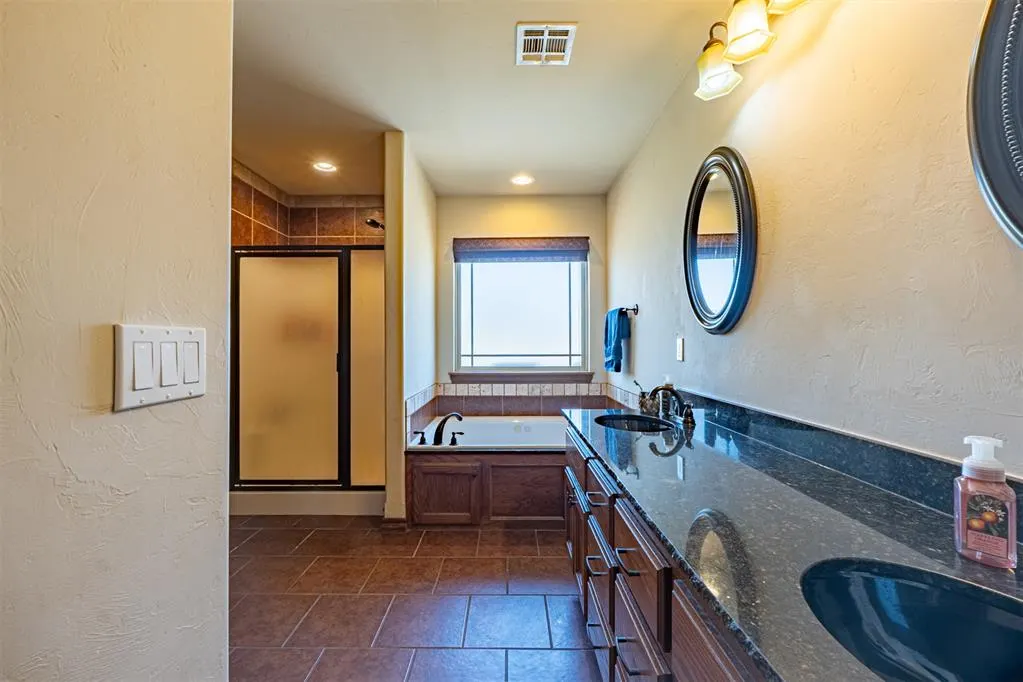Photo 19 — 501 Cheltenham Trail, Blanchard, OK 73010