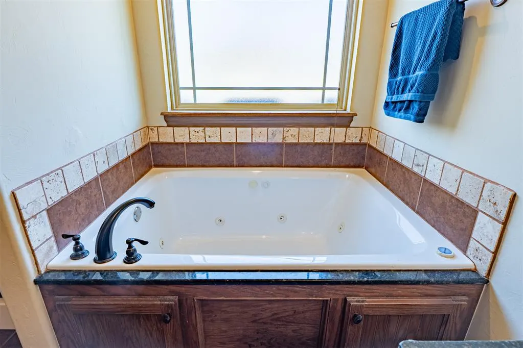 Photo 21 — 501 Cheltenham Trail, Blanchard, OK 73010