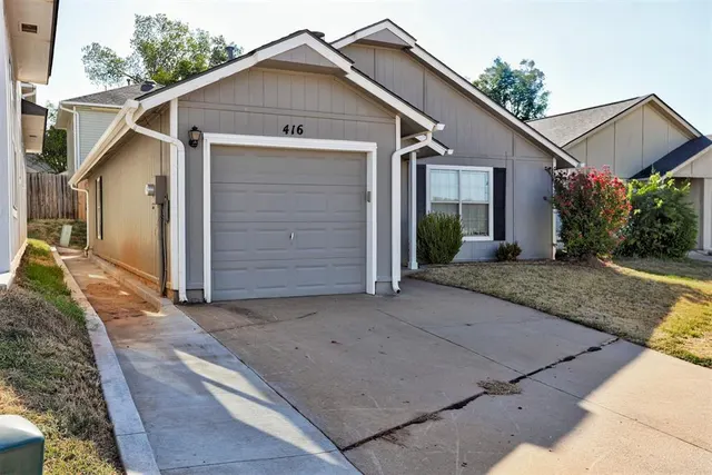 Photo 4 — 416 Belmont Drive, Edmond, OK 73034