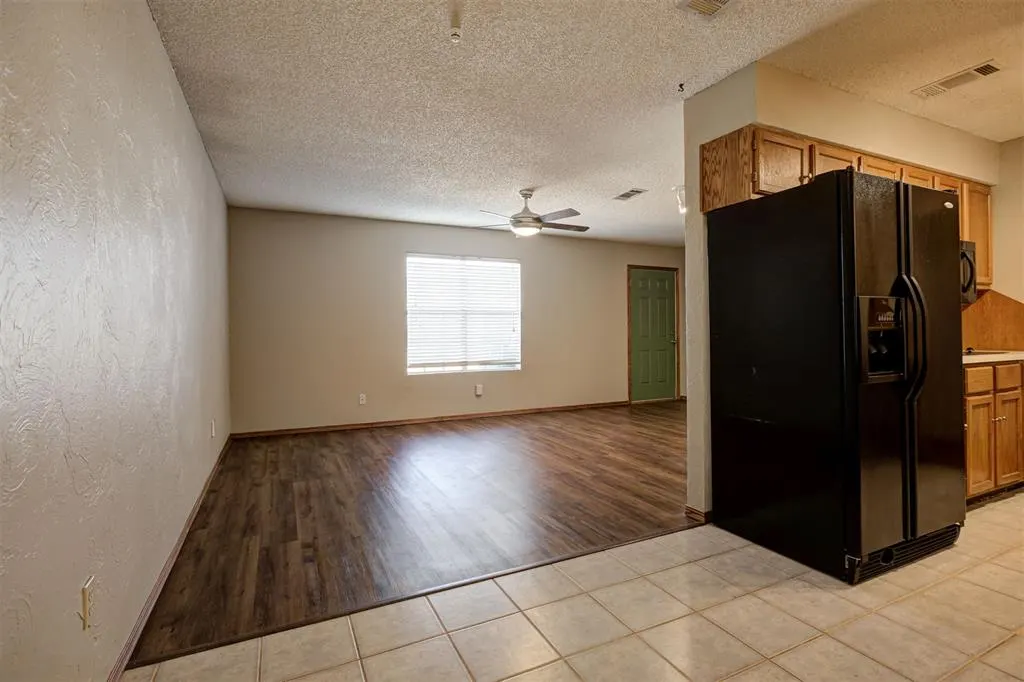 Photo 12 — 416 Belmont Drive, Edmond, OK 73034