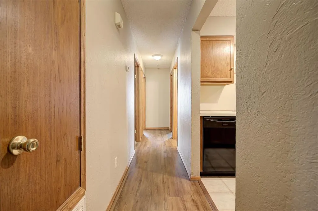 Photo 18 — 416 Belmont Drive, Edmond, OK 73034