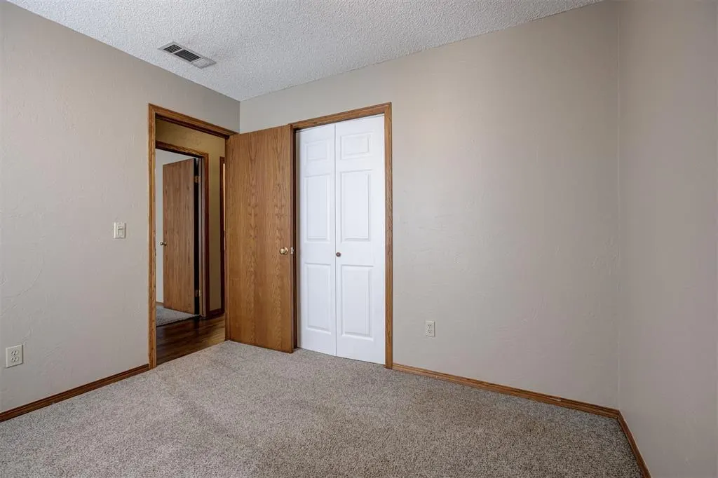 Photo 32 — 416 Belmont Drive, Edmond, OK 73034