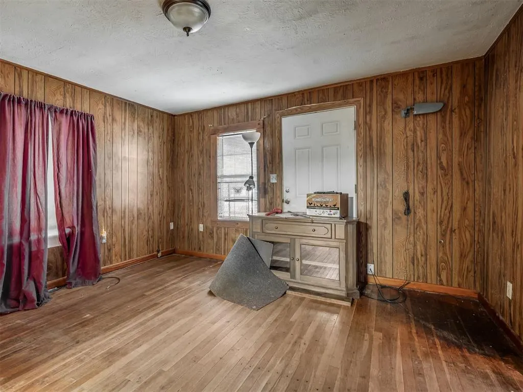 Photo 9 — 1111 N Minnesota Avenue, Shawnee, OK 74801