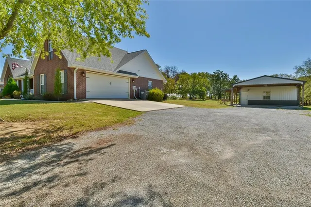 Photo 4 — 210 Quail Creek Road, Seminole, OK 74868